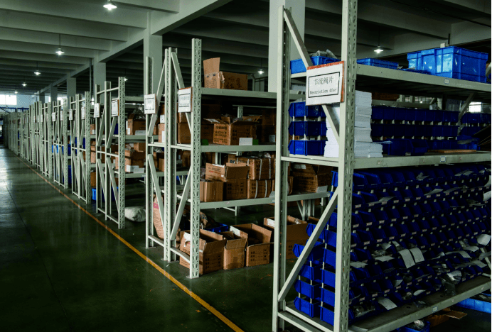 博韋德減震器 以精細化產(chǎn)品驅(qū)動高質(zhì)量品牌之路，賦能倉儲設備升級